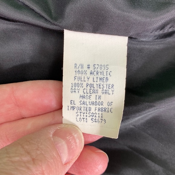 Requirements Petite Classic Black and Pink Plaid Tweed Jacket - Picture 14 of 14